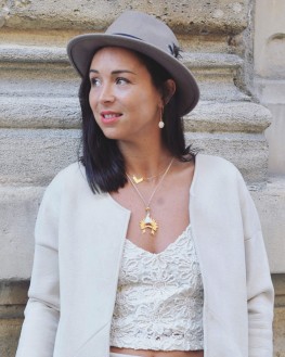Idée cadeau collier sautoir femme pendentif indien plaqué or - Bijoux de créateur - Madame Vedette