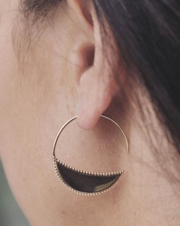 Boucles d'oreilles créoles tendances modernes en plaqué or - Bijoux de créateurs - Madame Vedette
